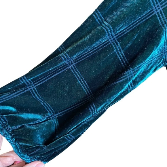 Calvin Klein Velvet Midi Dress with Burnout Plaid Design – Size 18W (NWT) - Picture 4 of 11